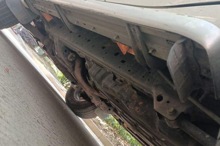 Used Toyota Prado 2014 4.0L Automatic TX-L Chassis Rear Left