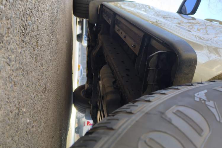 Used Toyota Prado 2014 2.7L Automatic Standard Edition Chassis Rear Left