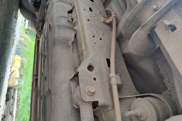 Used Toyota Prado 2014 2.7L Automatic Standard Edition Chassis Rear Left