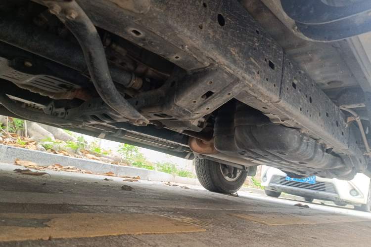 Used Toyota Prado 2014 2.7L Automatic Standard Edition Chassis Rear Left