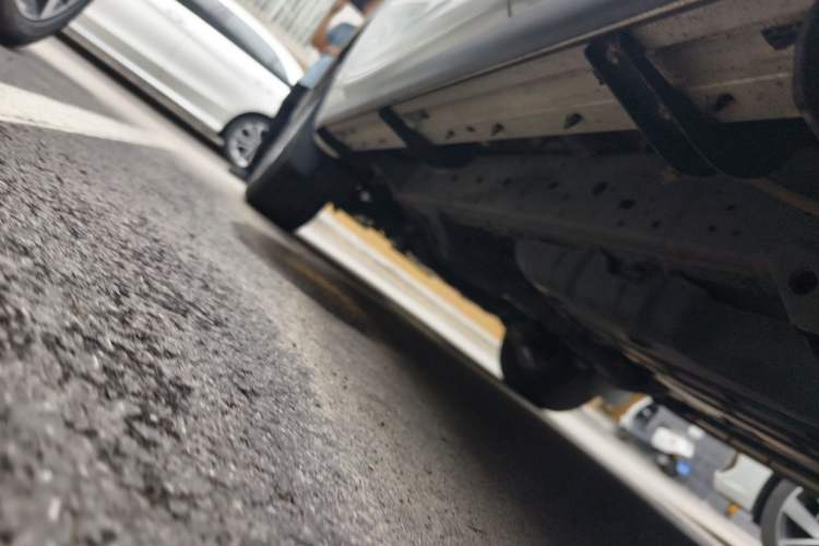 Used Toyota Prado 2014 2.7L Automatic Standard Edition Chassis Rear Left