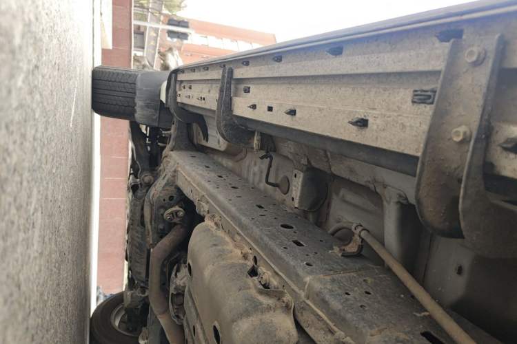 Used Toyota Prado 2014 4.0L Low-Power Version Middle East Edition Chassis Rear Left