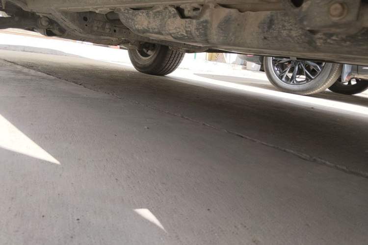 Used Toyota Prado 2014 2700 TX 7-Seater Middle East Version Chassis Rear Left