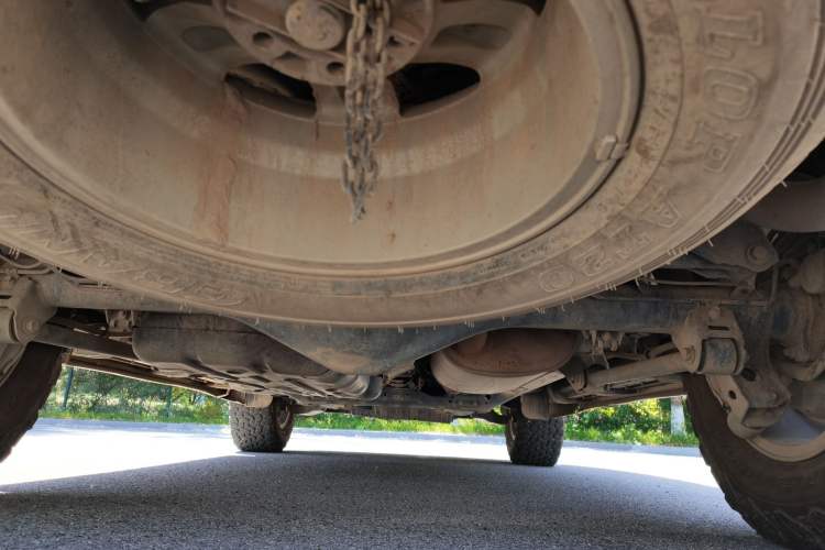 Used Toyota Prado 2014 2.7L Middle East Version Parallel Import Chassis Rear