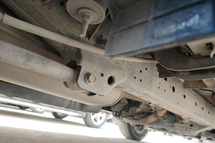 Used Toyota Prado 2014 4.0L Automatic TX-L Chassis Rear Right