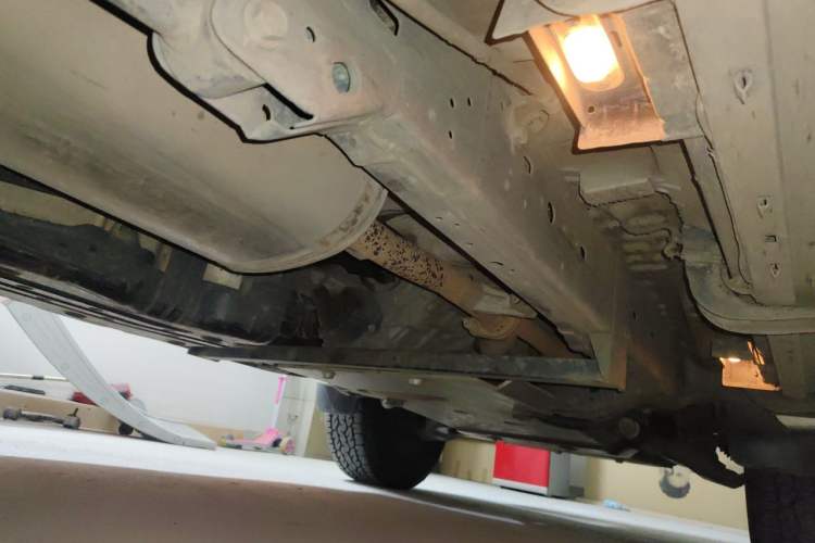 Used Toyota Prado 2014 4.0L Automatic TX-L Chassis Rear Right