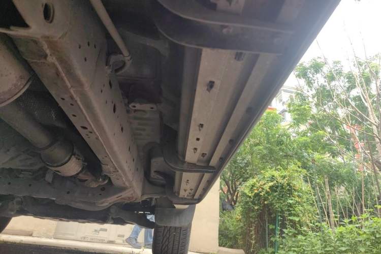 Used Toyota Prado 2014 2.7L Automatic Standard Edition Chassis Rear Right