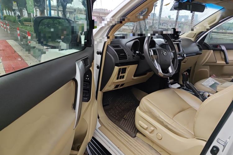 Used Toyota Prado 2014 2.7L Automatic Luxury Edition Driver Seat