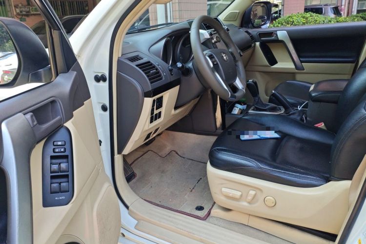 Used Toyota Prado 2014 2.7L Automatic Luxury Edition Driver Seat