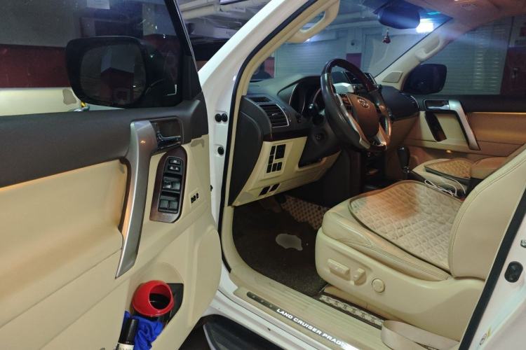 Used Toyota Prado 2014 4.0L Automatic VX NAVI Driver Seat