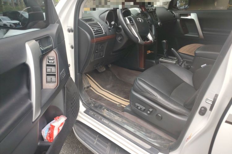 Used Toyota Prado 2014 4.0L Automatic VX NAVI Driver Seat