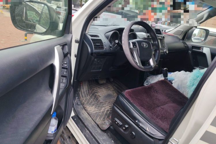 Used Toyota Prado 2014 2.7L Automatic Standard Edition Driver Seat