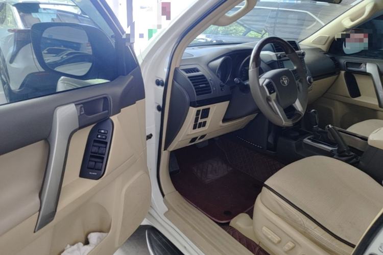 Used Toyota Prado 2014 2.7L Automatic Standard Edition Driver Seat
