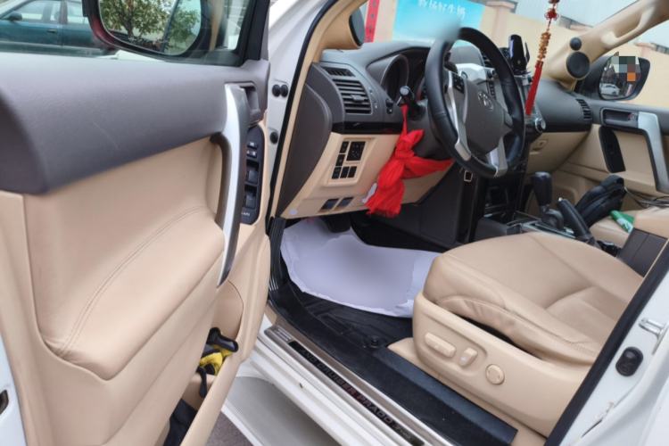 Used Toyota Prado 2014 2.7L Automatic 7-Seater U.S.-Spec Version Driver Seat