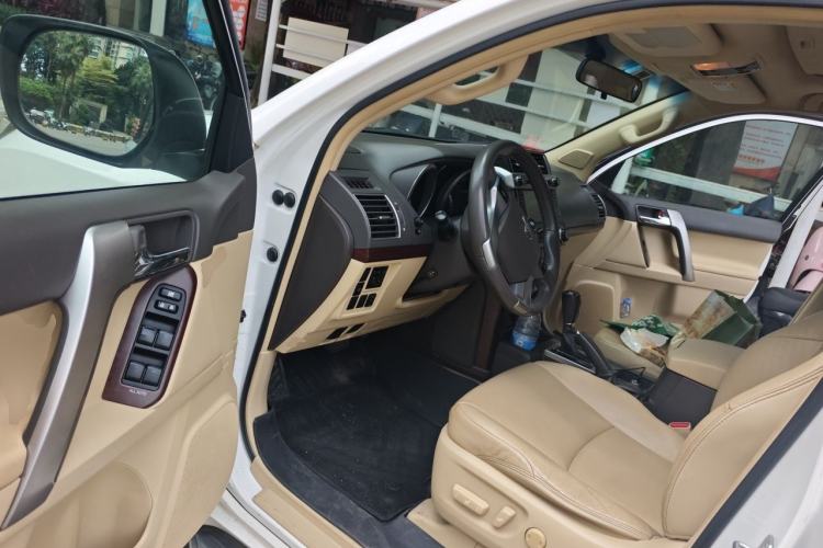 Used Toyota Prado 2014 4.0L Automatic TX-L NAVI Driver Seat