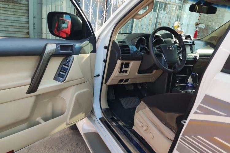 Used Toyota Prado  Driver Seat