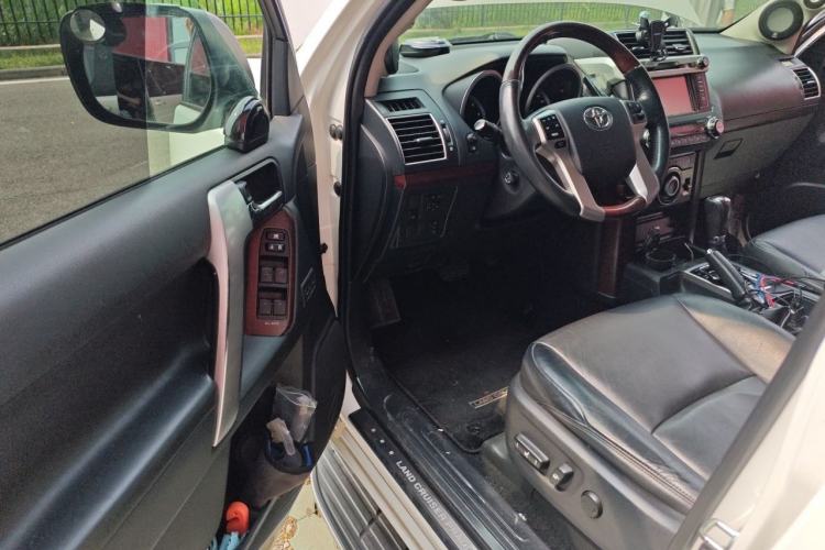 Used Toyota Prado 2014 4.0L Automatic VX NAVI Driver Seat