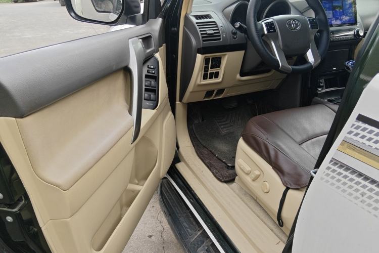 Used Toyota Prado  Driver Seat