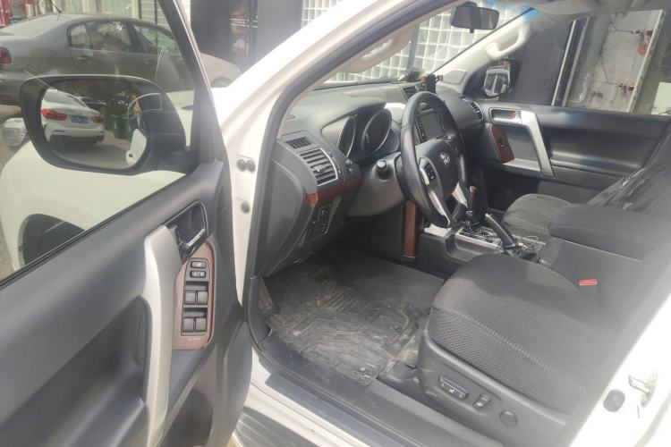 Used Toyota Prado 2014 4.0L Automatic TX-L NAVI Driver Seat