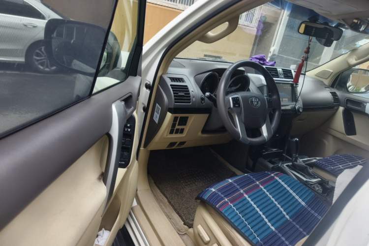 Used Toyota Prado 2014 2.7L Automatic Standard Edition Driver Seat