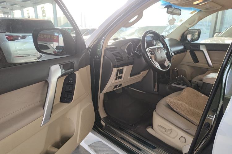 Used Toyota Prado 2014 2.7L Automatic Luxury Edition Driver Seat