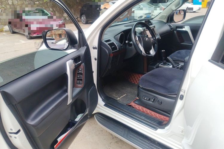 Used Toyota Prado 2014 4.0L Automatic TX-L NAVI Driver Seat