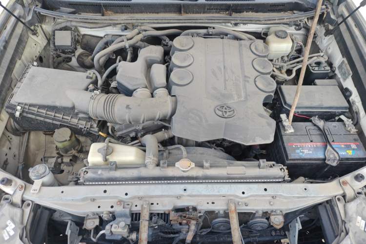 Used Toyota Prado 2014 4.0L Automatic VX NAVI Engine Bay