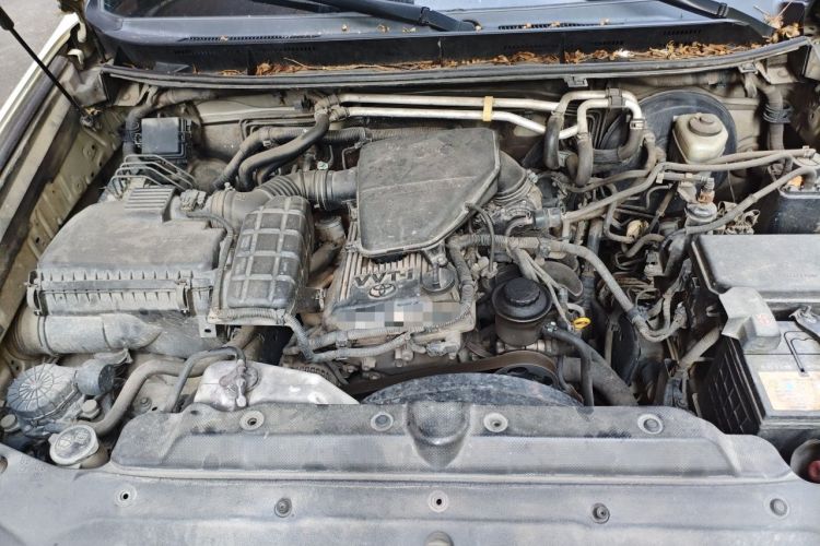 Used Toyota Prado 2014 2.7L Automatic Luxury Edition Engine Bay