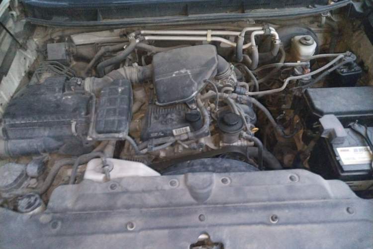 Used Toyota Prado 2014 2700 TX 7-Seater Middle East Version Engine Bay