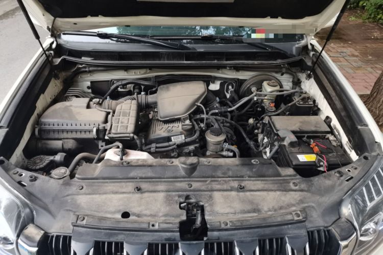 Used Toyota Prado 2014 2.7L Automatic Standard Edition Engine Bay