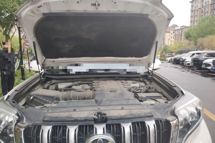 Used Toyota Prado 2014 4.0L Automatic VX NAVI Engine Bay