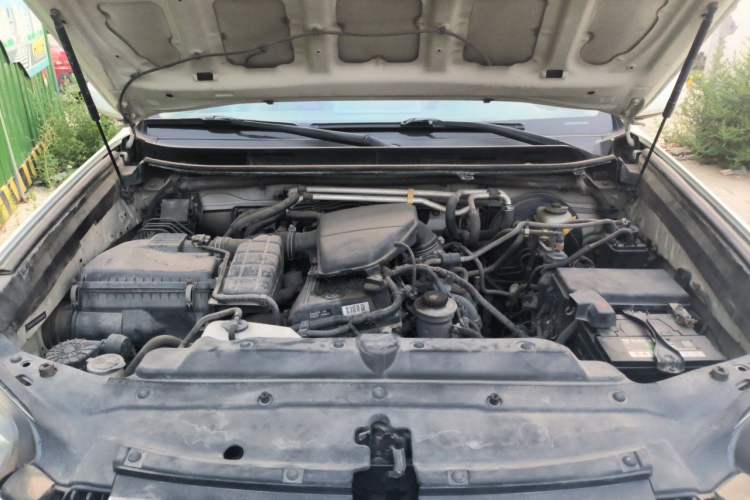 Used Toyota Prado  Engine Bay