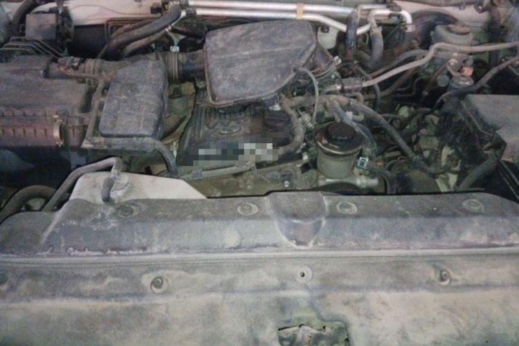 Used Toyota Prado 2014 2.7L Middle East Version Parallel Import Engine Bay