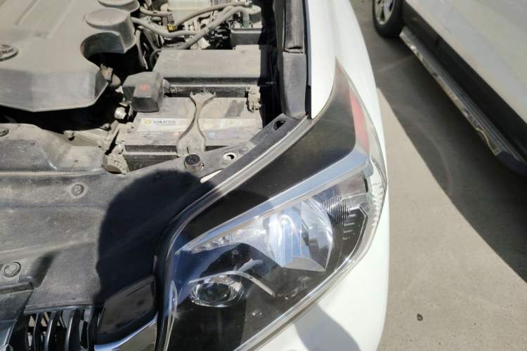 Used Toyota Prado 2014 4.0L Automatic TX-L Engine Bay Left