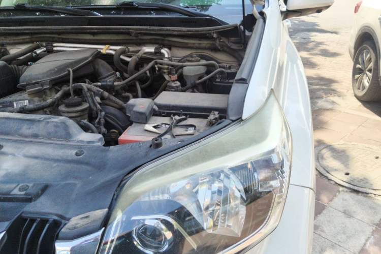 Used Toyota Prado  Engine Bay Left