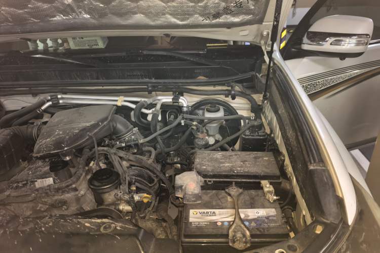 Used Toyota Prado 2014 2700 TX 7-Seater Middle East Version Engine Bay Left