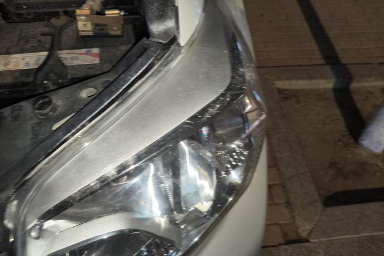 Used Toyota Prado 2014 2.7L Automatic Standard Edition Engine Bay Left