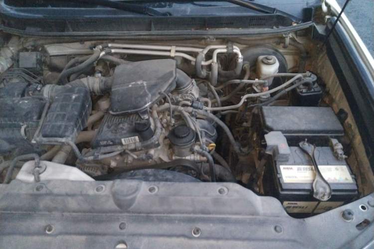 Used Toyota Prado 2014 2700 TX 7-Seater Middle East Version Engine Bay Left