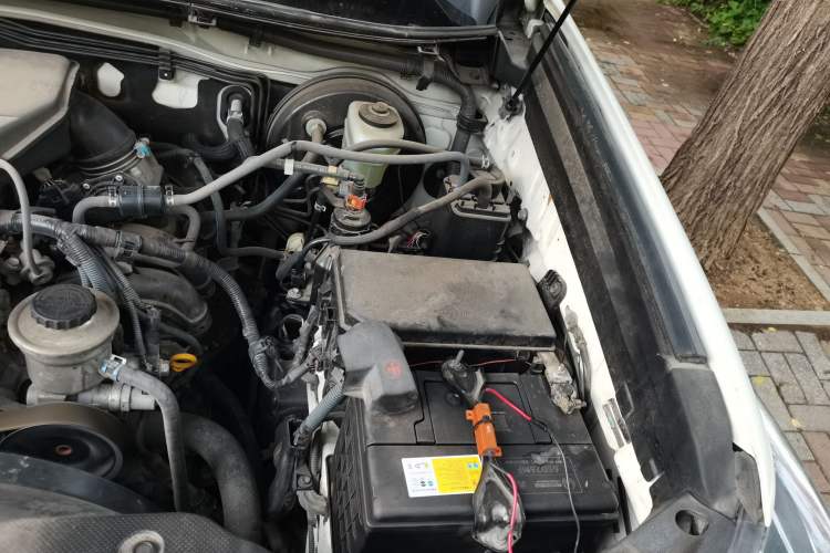 Used Toyota Prado 2014 2.7L Automatic Standard Edition Engine Bay Left