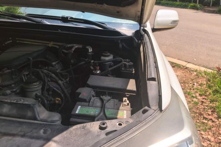 Used Toyota Prado  Engine Bay Left