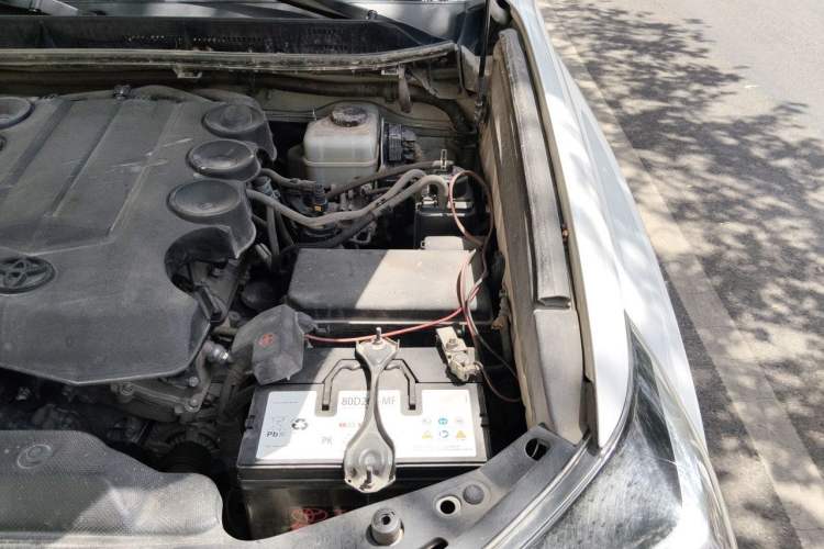 Used Toyota Prado 2014 4.0L Automatic VX NAVI Engine Bay Left