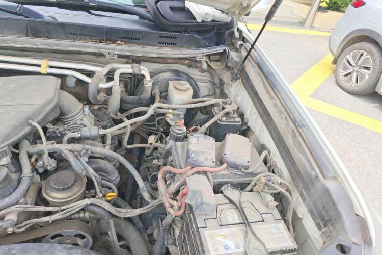 Used Toyota Prado 2014 2.7L Automatic Standard Edition Engine Bay Left
