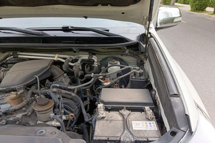 Used Toyota Prado 2014 2.7L Automatic Luxury Edition Engine Bay Left