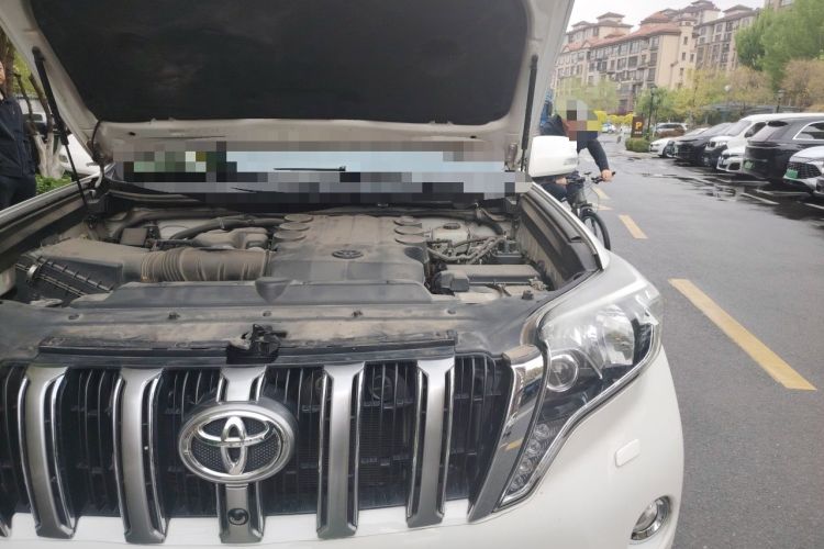 Used Toyota Prado 2014 4.0L Automatic VX NAVI Engine Bay Left
