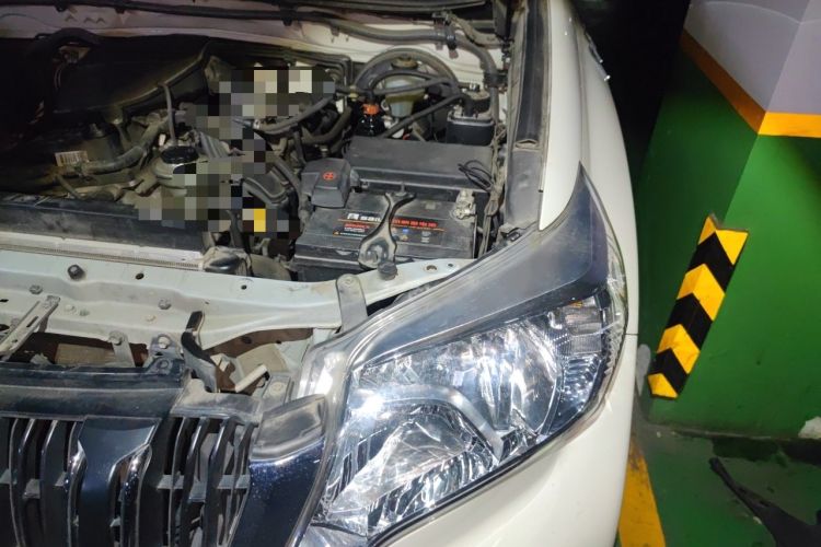 Used Toyota Prado 2014 2.7L Automatic Standard Edition Engine Bay Left