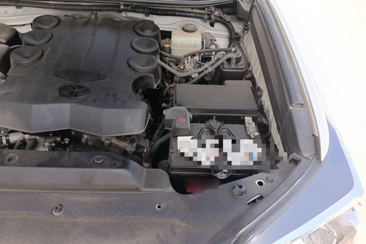Used Toyota Prado 2014 4.0L Automatic TX-L Engine Bay Left