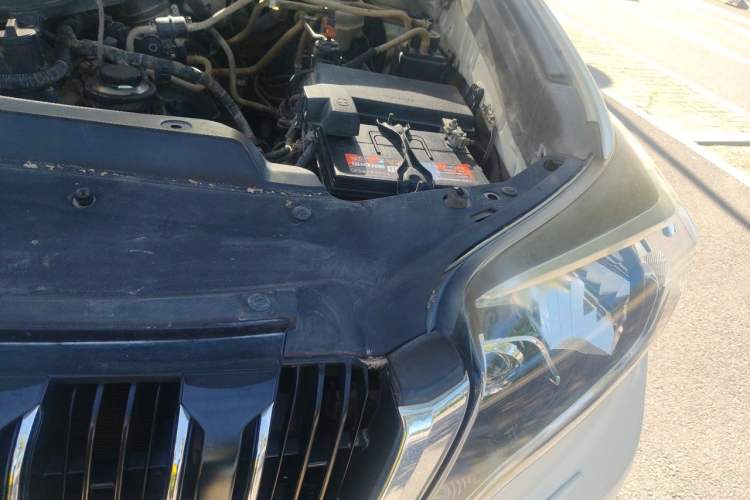 Used Toyota Prado  Engine Bay Left