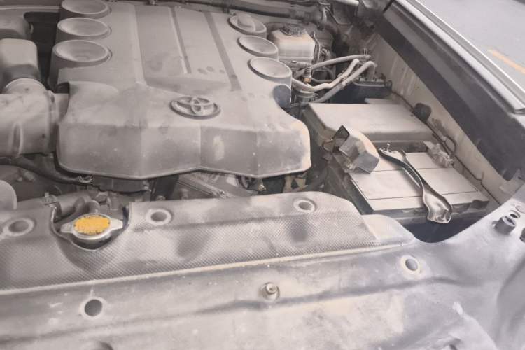 Used Toyota Prado 2014 4.0L Automatic TX-L Engine Bay Left
