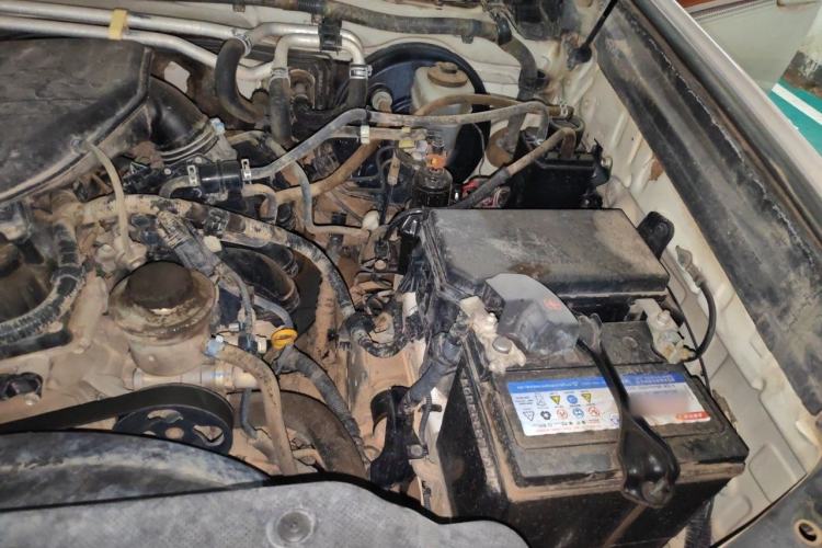 Used Toyota Prado 2014 2700 TX 7-Seater Middle East Version Engine Bay Left
