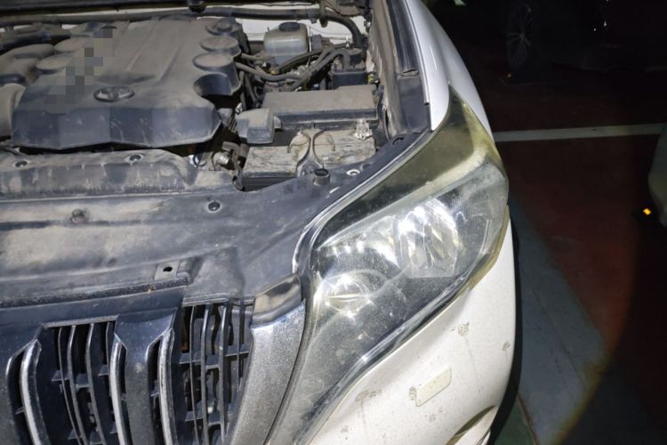 Used Toyota Prado 2014 4.0L Automatic TX-L NAVI Engine Bay Left